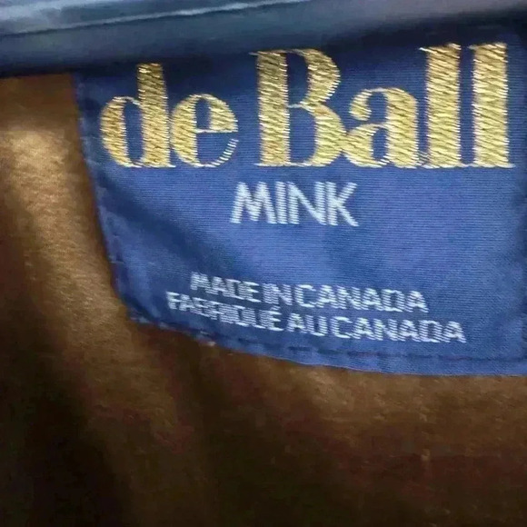 De ball stunning brown chevron faux fur coat. Well made and very good c… - Picture 8 of 10